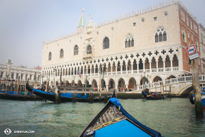 On a day off in Italy, Shen Yun International Company visited Venice. Vegas has got nothing on this! The Palazzo Ducale. (photo by Olivia Chang)